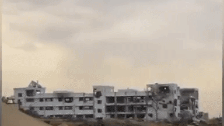 VIDEO Momentul în care armata israeliană aruncă în aer clădirea parlamentului Hamas din Gaza