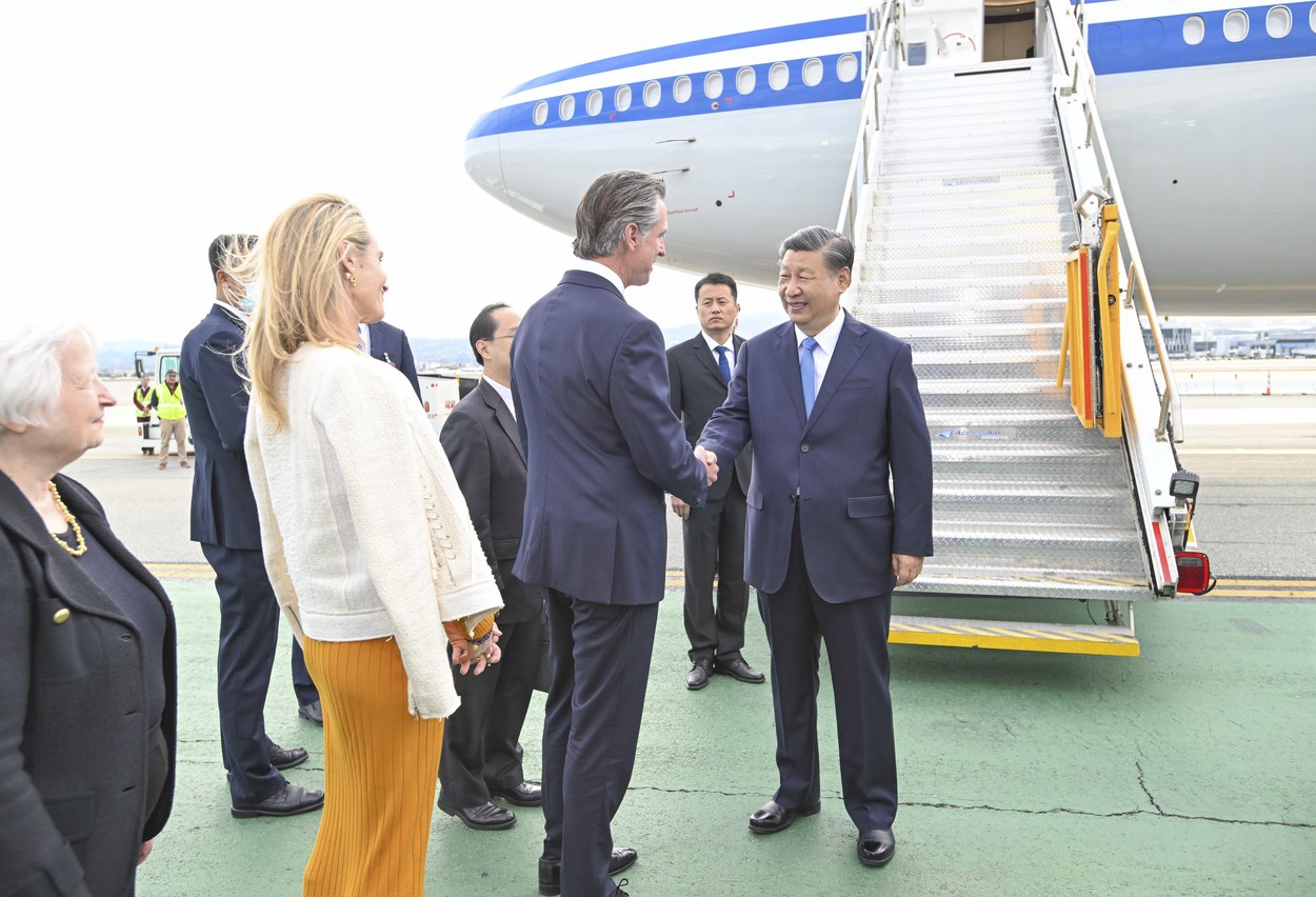 Xi Jinping şi-a început vizita în Statele Unite. Președintele chinez se întâlnește astăzi cu Joe Biden