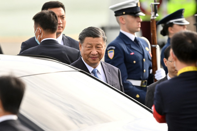 Xi Jinping şi-a început vizita în Statele Unite (5)