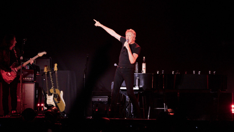 Roger Waters performs in Săo Paulo