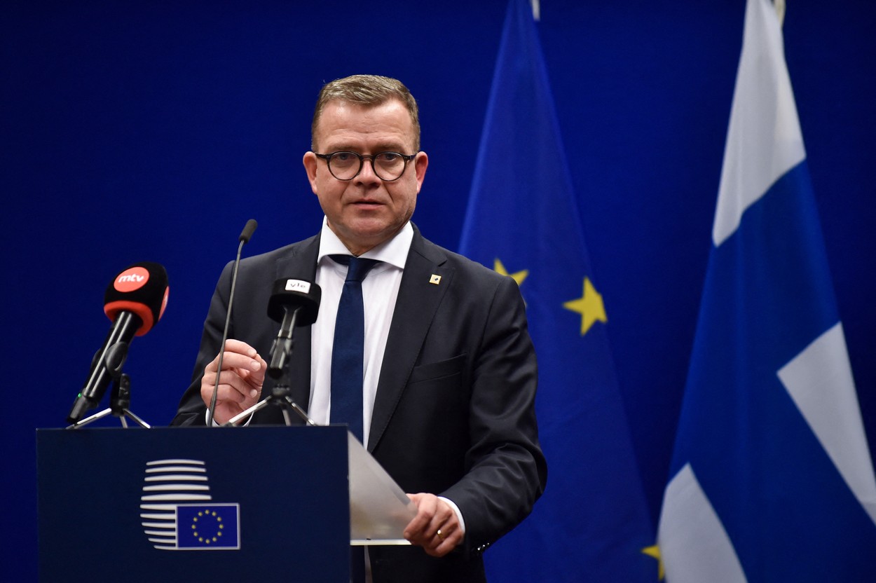 Finlanda trece de la amenințări la fapte și închide patru puncte de trecere a frontierei cu Rusia