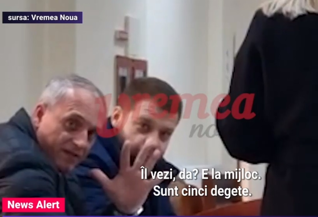 VIDEO Gest obscen al vicepreședintelui CJ Vaslui: „Sunt cinci degete. Dacă mă mai filmezi, ți-l arăt pe ăla din mijloc”