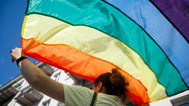 Bucharest Pride 2022 și „Marşul pentru normalitate” s-au desfășurat fără  incidente, sâmbătă, la Bucureşti