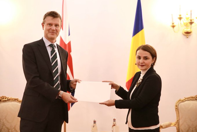 Luminiţa Odobescu l-a întâmpinat la București pe Giles Portman, noul ambasador al Regatului Unit