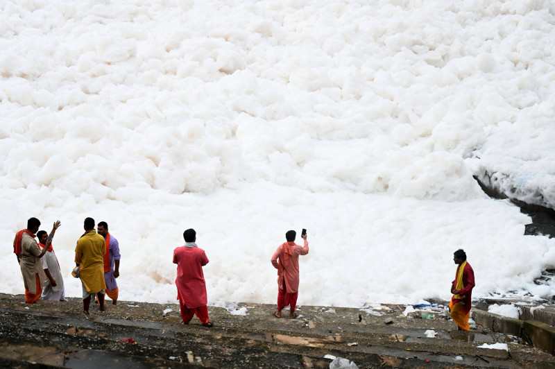 NEW DELHI, INDIA SEPTEMBER 10: After heavy rainfall Yamuna river covered with a thick layer of toxic foam due to water p