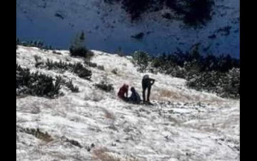 Un turist a murit în Retezatul Mic: „Bărbatul s-a prăbuşit, dintr-o dată, din picioare”