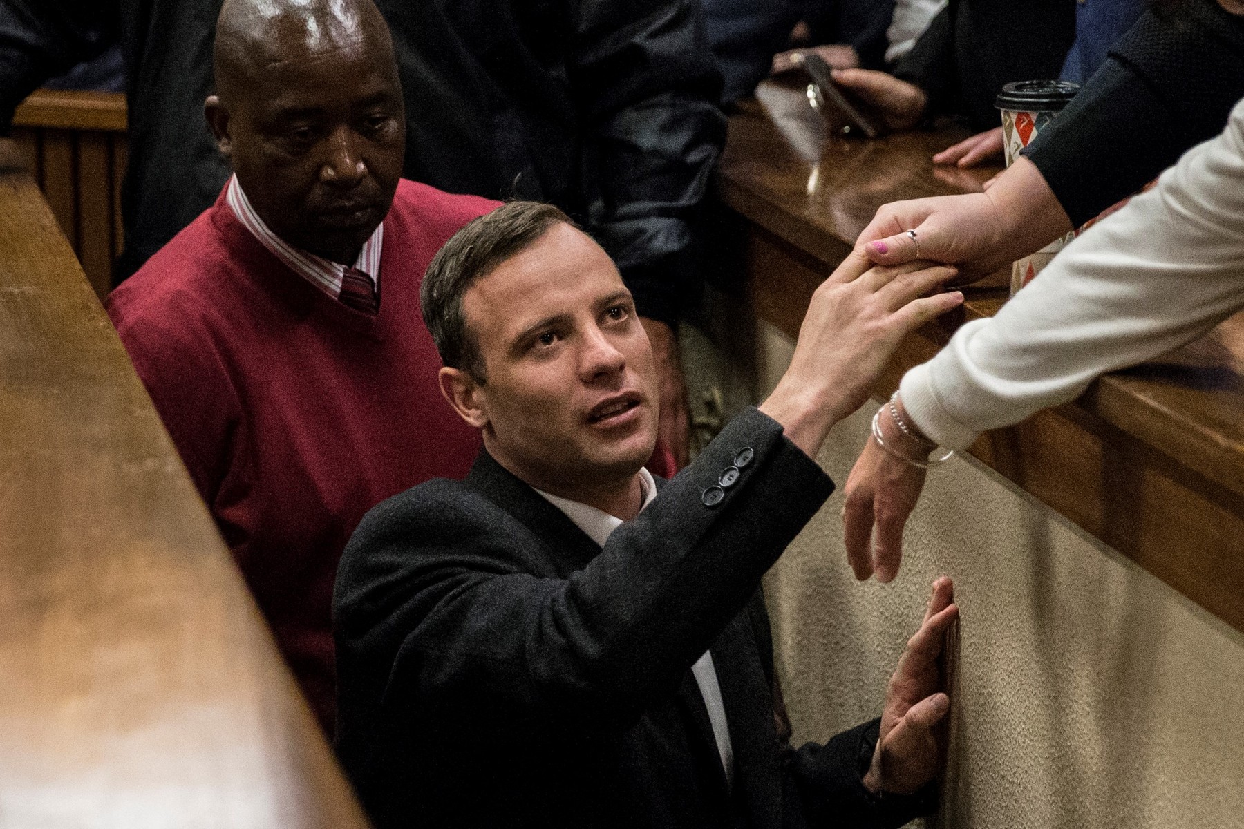 Oscar Pistorius află vineri dacă va fi eliberat condiţionat, la un deceniu după ce şi-a ucis iubita