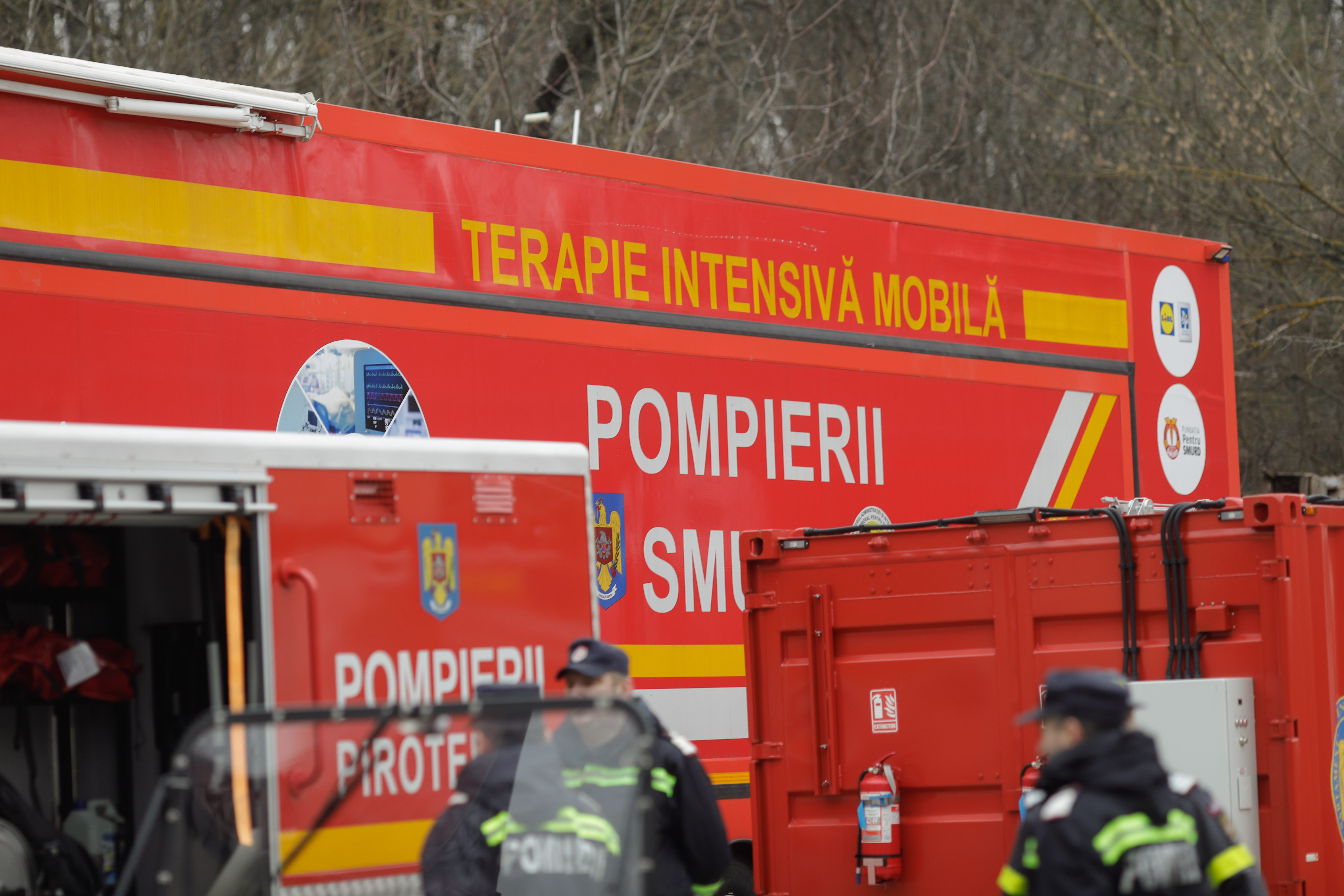 Accident pe DN 25, între Galaţi și Tecuci, după ce 2 mașini au derapat. 5 persoane au fost rănite