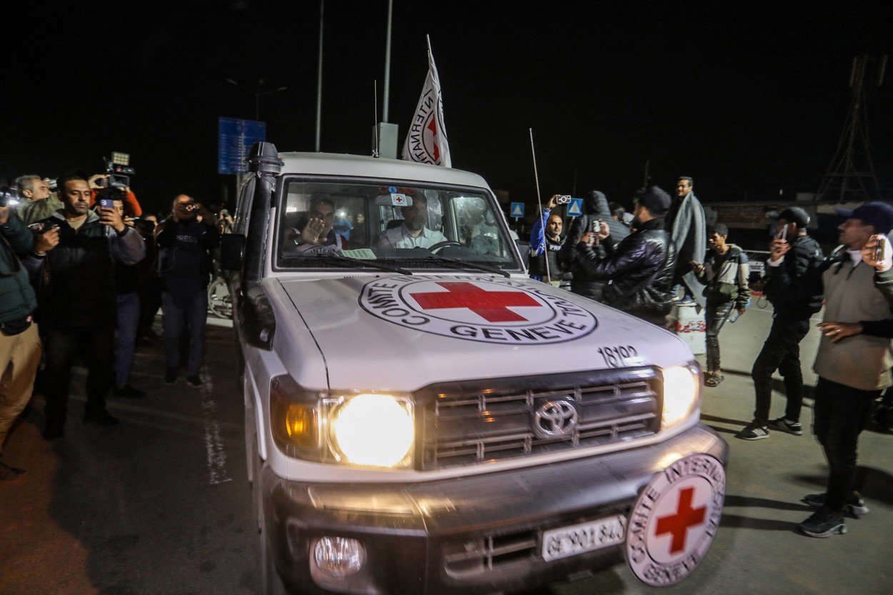 Doi adolescenți au fost eliberați din mâinile Hamas după 50 de zile. Apoi au primit o veste devastatoare: mama lor a fost ucisă