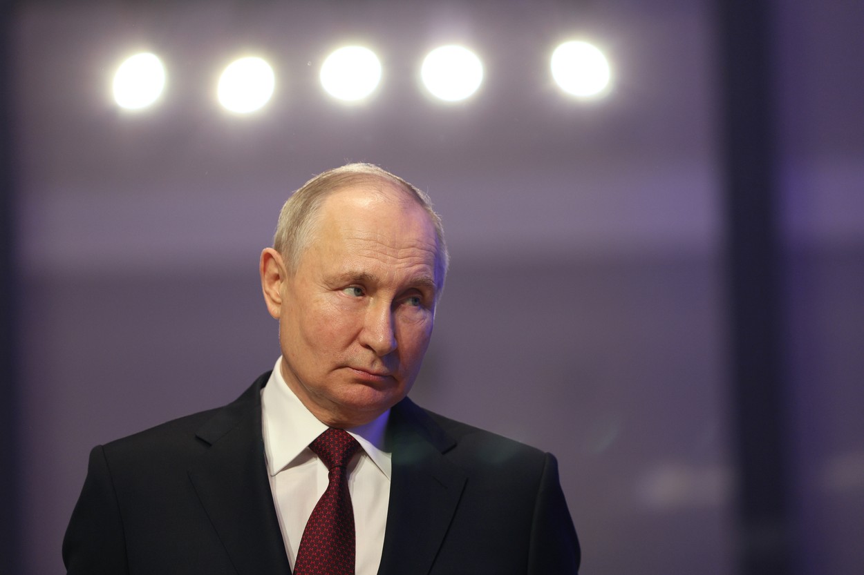 Vladimir Putin acuză Occidentul că vrea „să dezmembreze și să jefuiască Rusia”