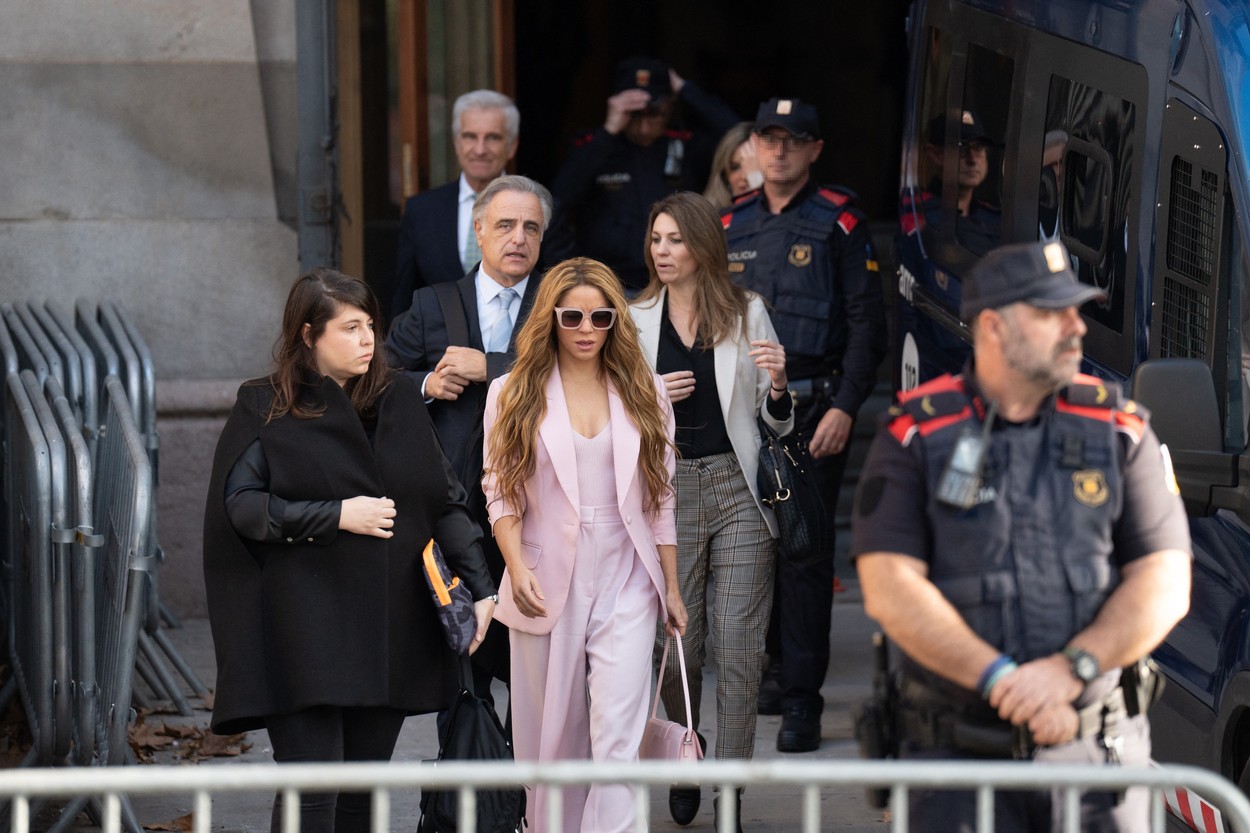 Shakira va plăti aproape 8 milione de euro ca să evite închisoarea pentru fraudă fiscală