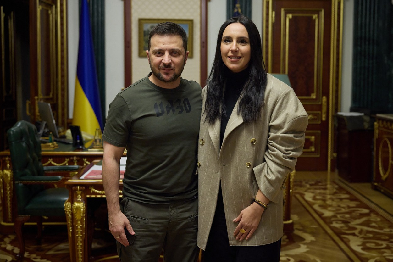 Rușii o pun pe Jamala, câștigătoarea ucraineană a Eurovision, pe lista persoanelor urmărite. Ea le arată într-o fotografie unde se află