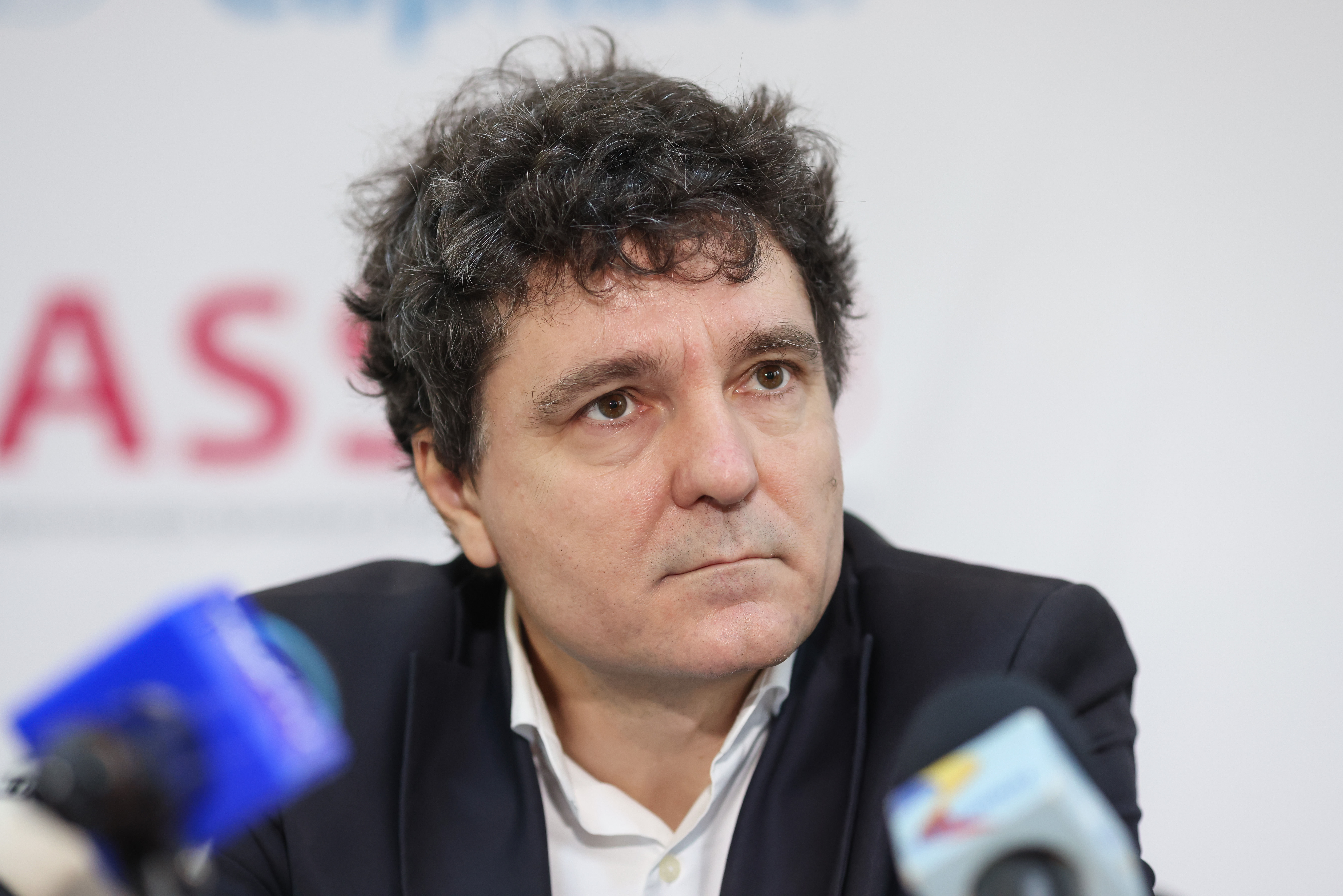 Nicușor Dan vrea un nou mandat de primar ca independent cu susținerea partidelor de dreapta „pentru a nu lăsa PSD în Bucureşti”