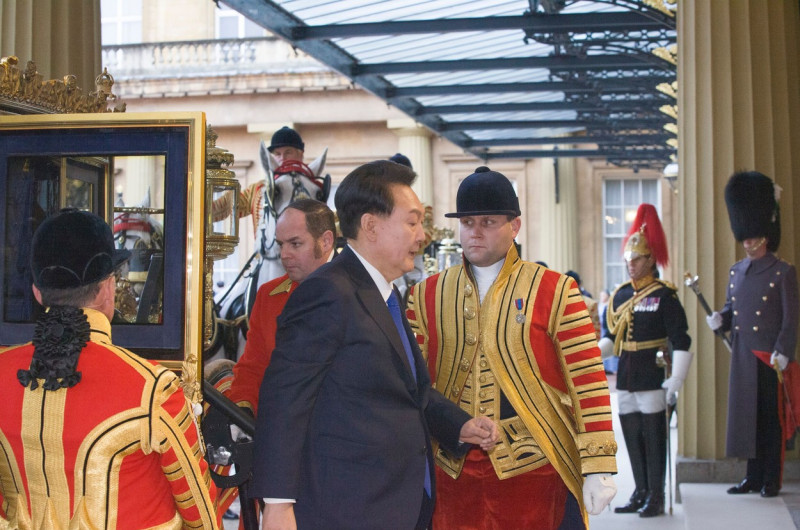 President of South Korea Yoon Suk Yeol State Visit, Ceremonial Welcome, Horse Guards Parade, London, UK - 21 Nov 2023