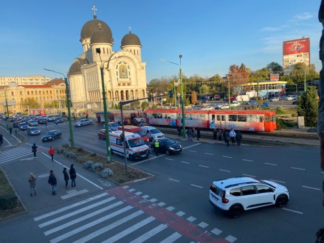 accident tramvaie arad