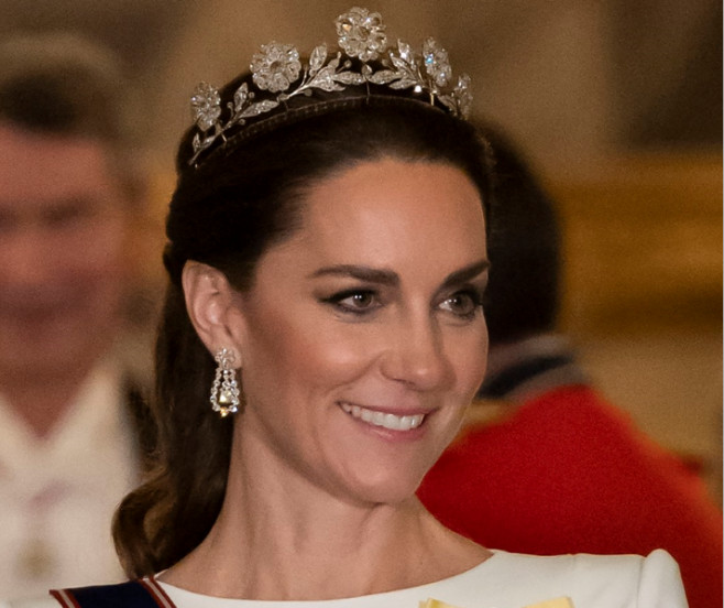 kate-tiara-crop-profimedia