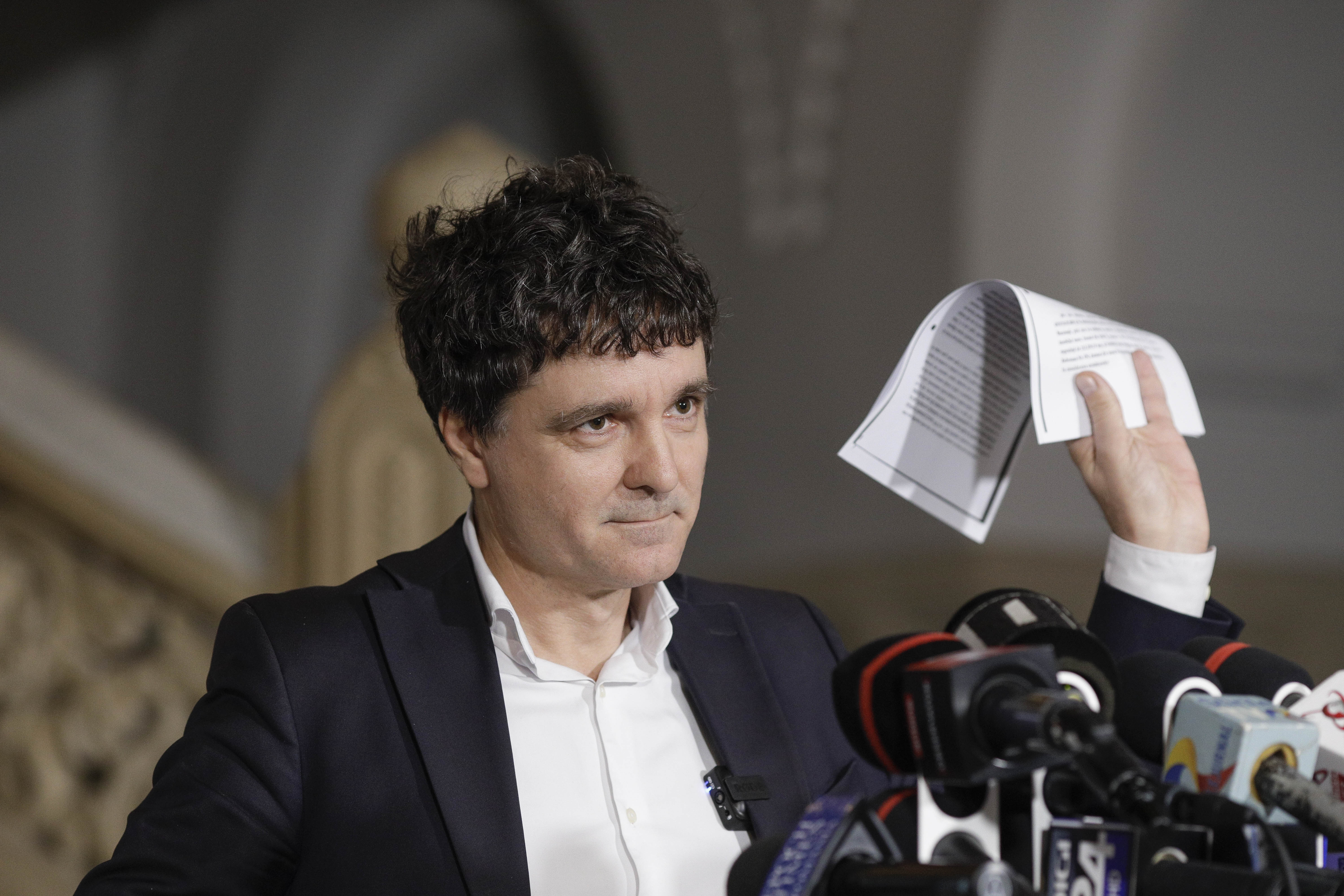Nicuşor Dan: Peste 30.000 de locuri de parcare cu plată au fost amenajate în centrul Capitalei. Vrem să ajungem la 90.000