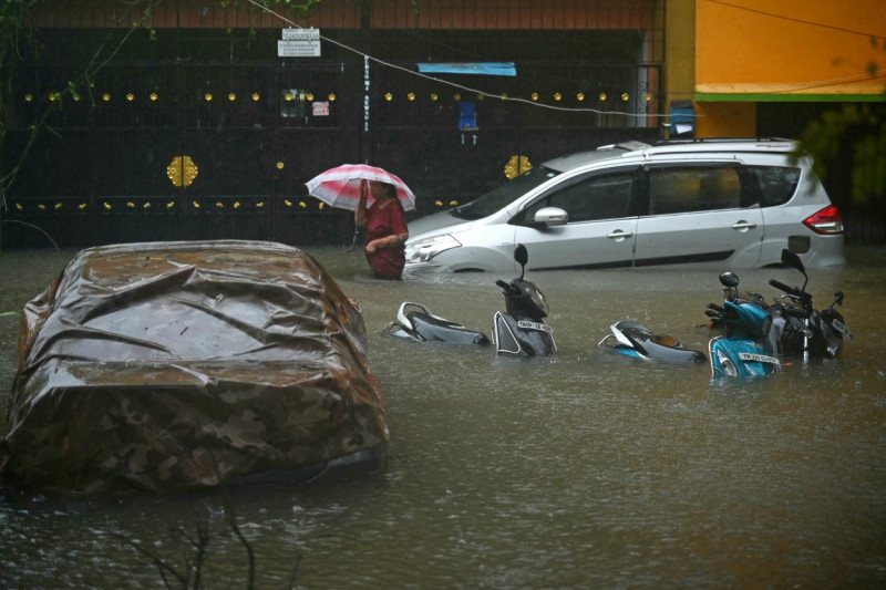 inundatii in india