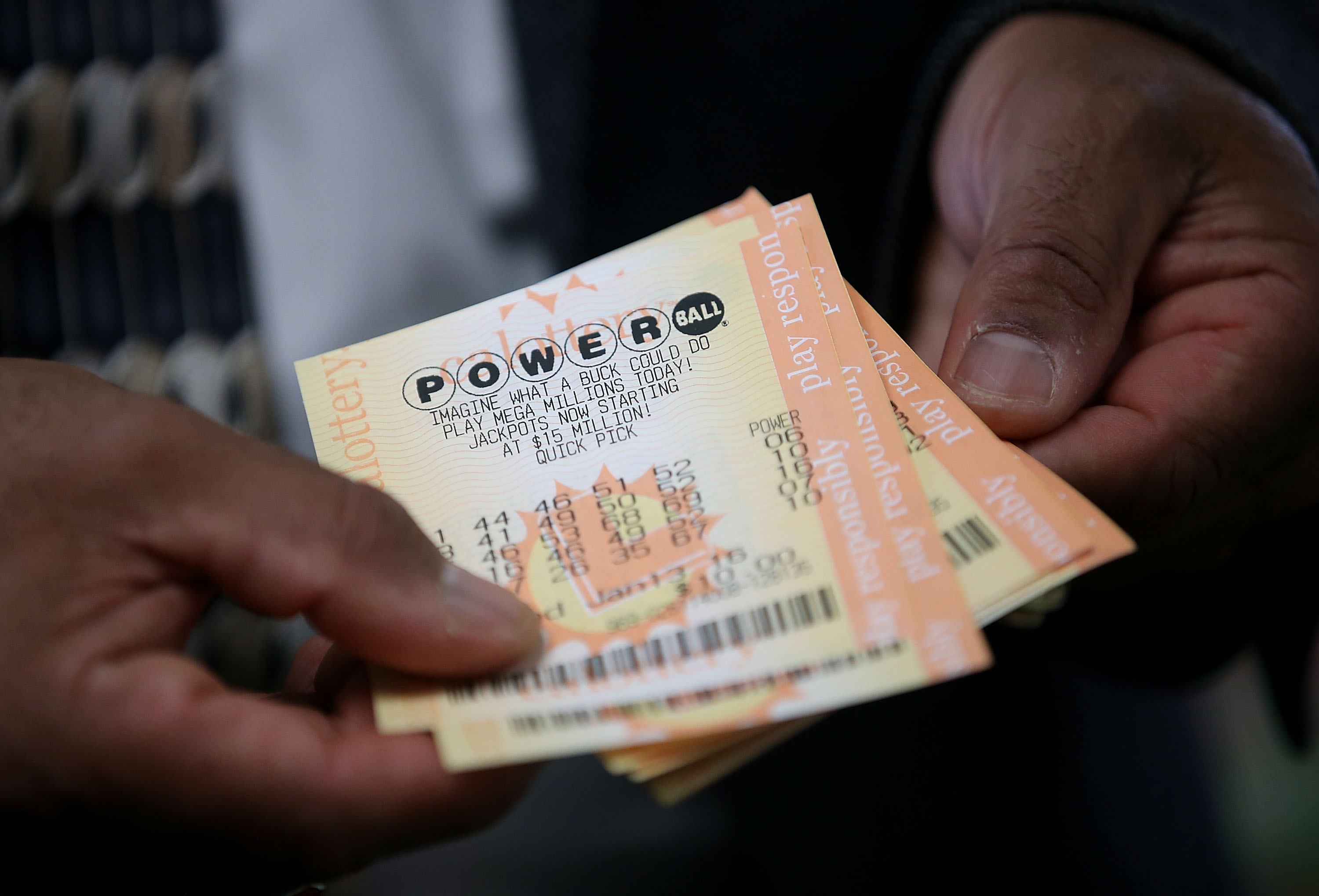 O loterie din SUA a publicat rezultatele greșite la o extragere, așa că a fost nevoită să dea premii și celor care nu au câștigat
