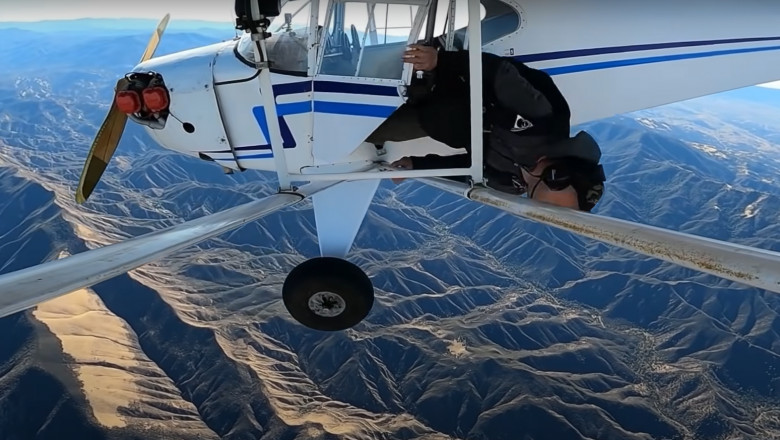 YouTuberul care s-a prăbușit intenționat cu avionul, pentru faimă online, a fost condamnat la închisoare