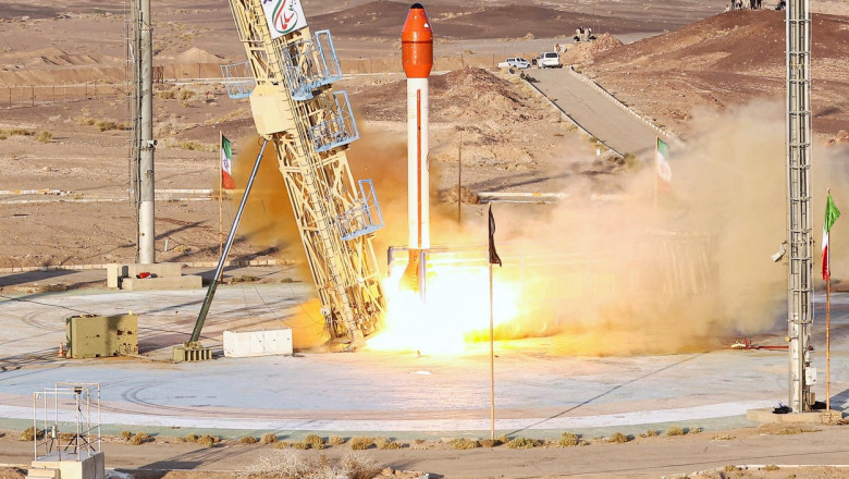 Iranul a lansat în spațiu „o capsulă a vieții”