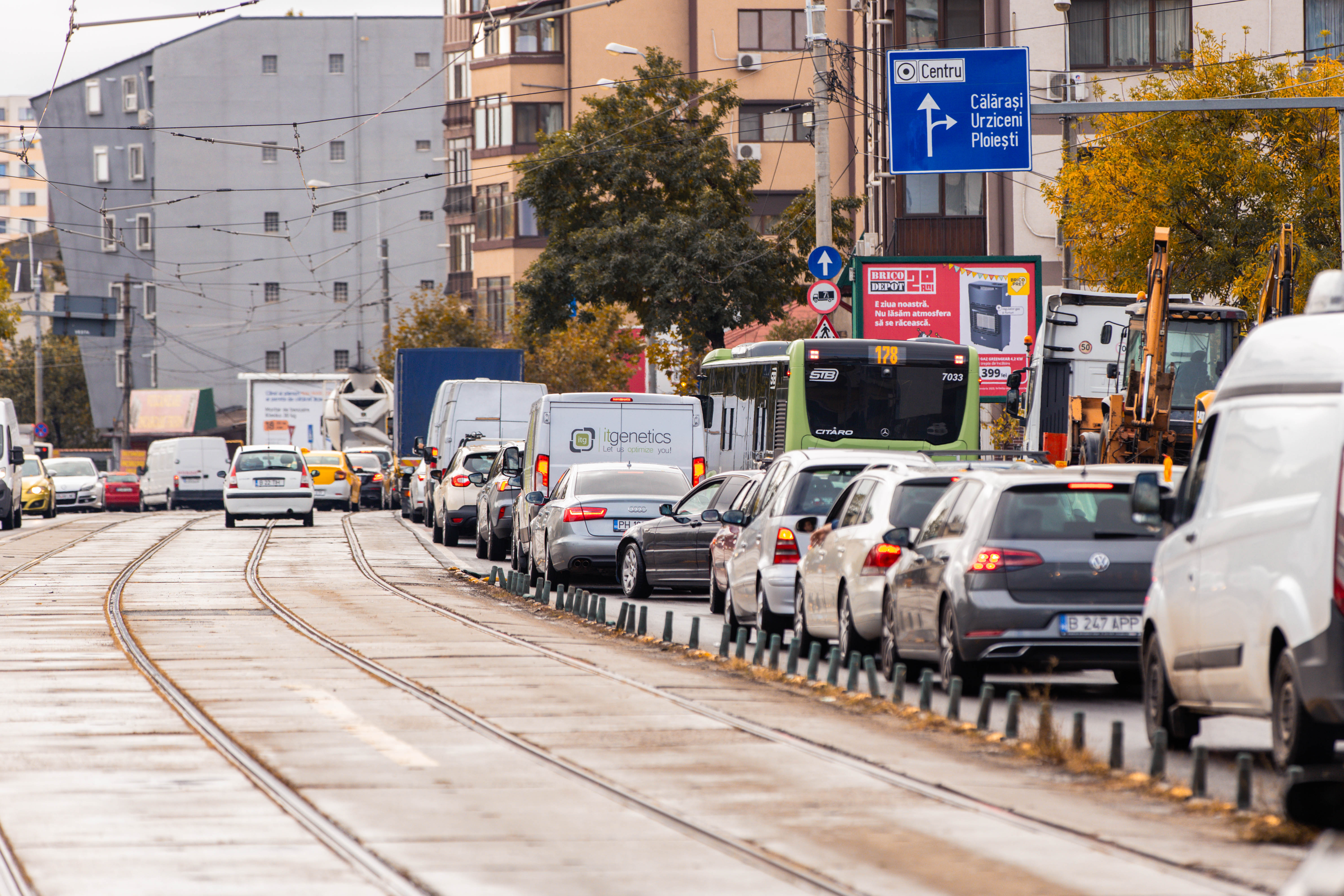 Bujduveanu: Suntem mult în urmă la calitatea aerului în Bucureşti pentru că nu taxăm maşinile poluante