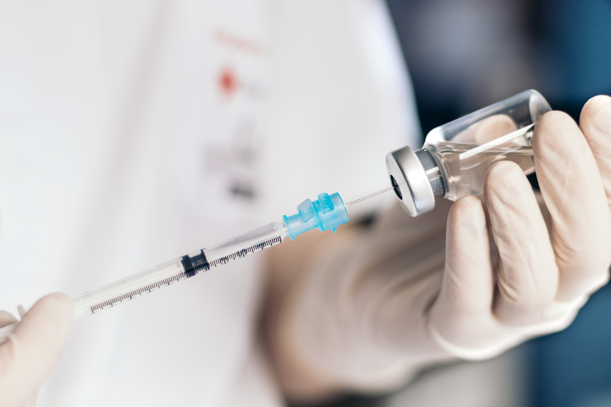 Rafila avertizează că pot reapărea şi alte boli contagioase, considerate eradicate, dacă oamenii nu se vaccinează