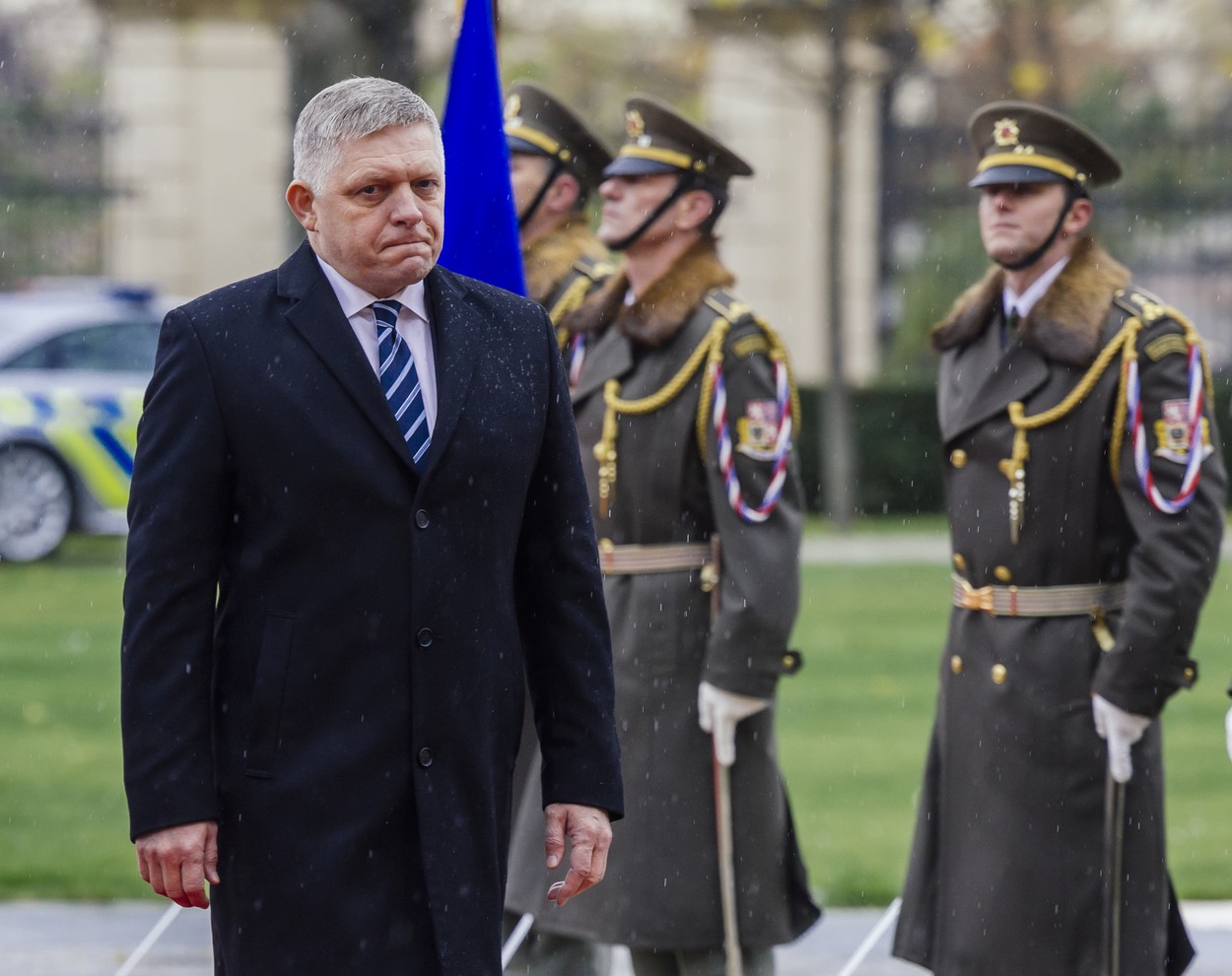 Premierul populist al Slovaciei vrea să desfiinţeze parchetul anticorupţie. Reacția Comisiei Europene