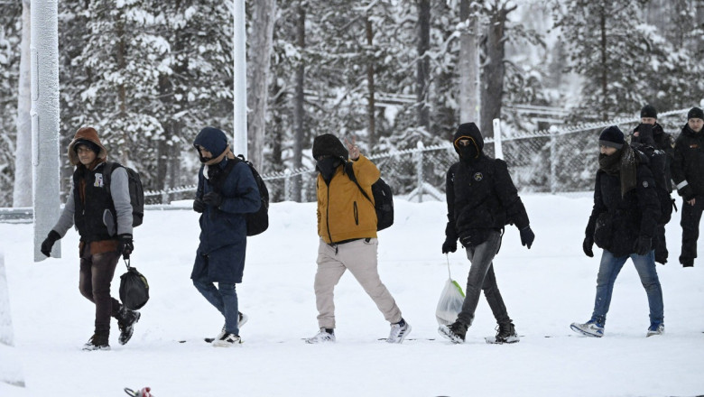 migranți la granița cu Finlanda