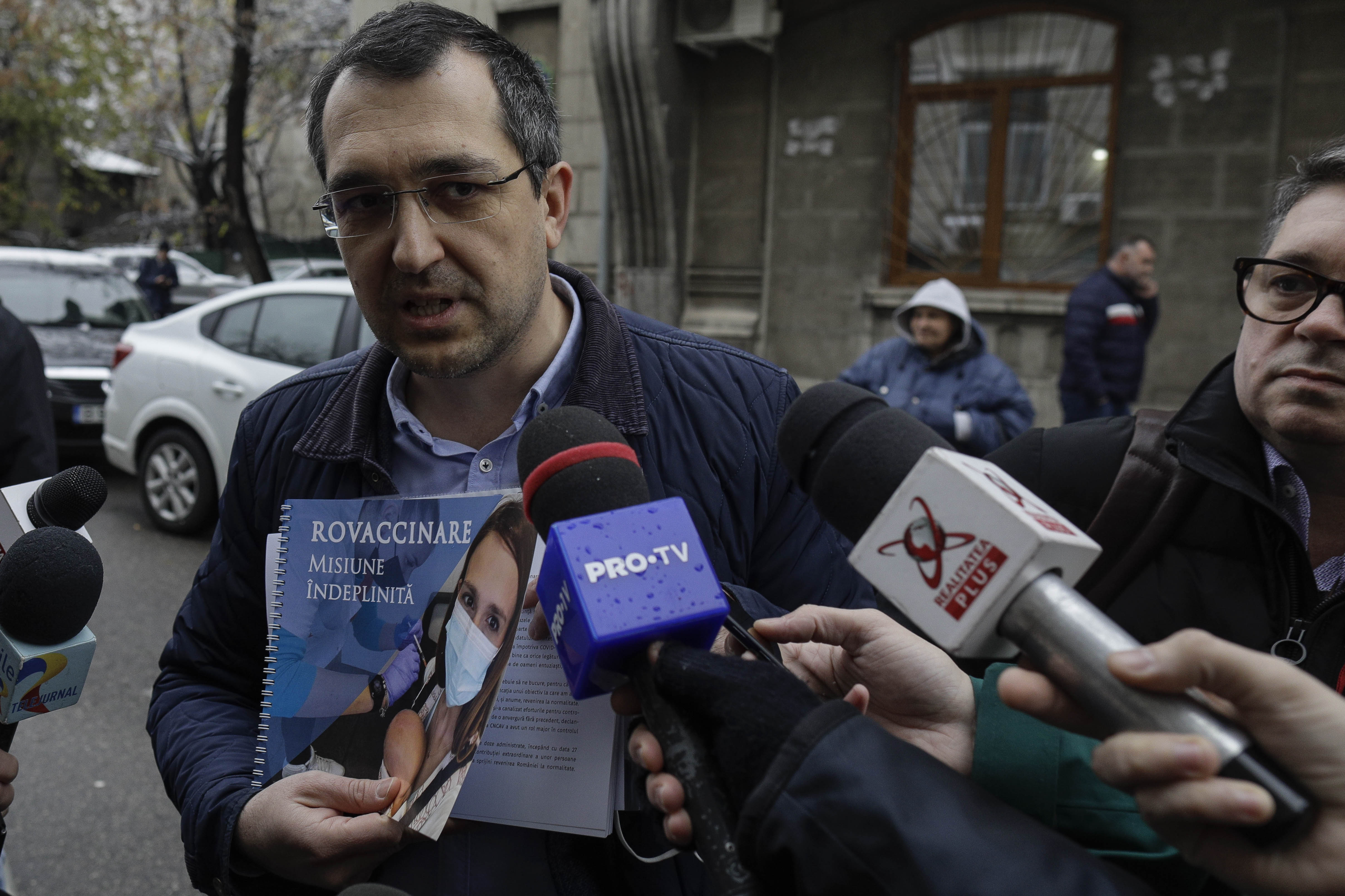 Ioana Mihăilă, urmărită penal pentru abuz în serviciu în dosarul vaccinurilor anti-Covid. Vlad Voiculescu se va întoarce marți la DNA