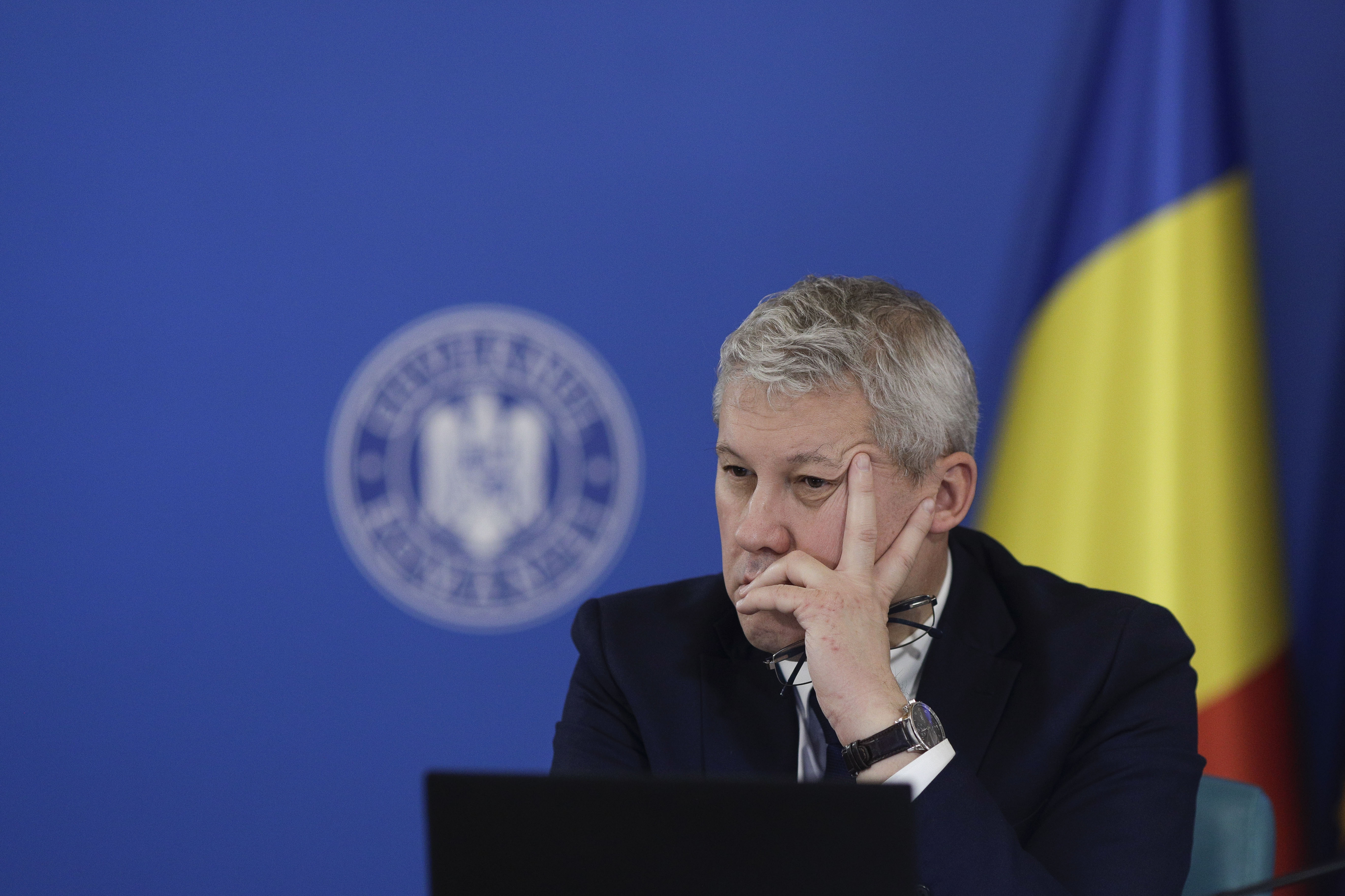 Cătălin Predoiu se întâlnește vineri cu sindicaliștii din MAI. Europol: "Întâlnirea este critică! Pregătiți-vă de proteste"