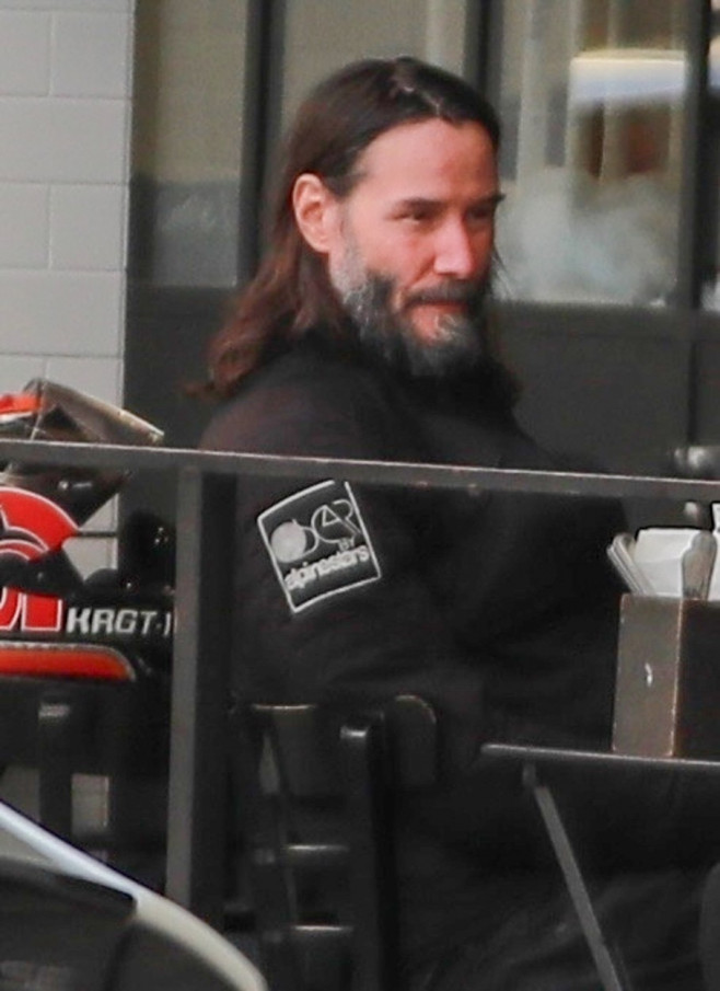 *EXCLUSIVE* Keanu Reeves has lunch with director friend Sara Block at Joan's on Third in LA