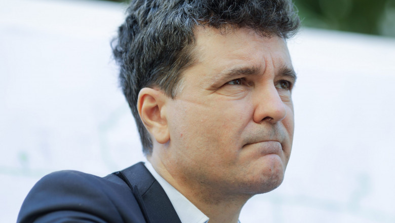 Nicușor Dan, despre căldura din Capitală: Putem să facem mai mult, numai că lucrurile astea le înveți din greșeli. Am făcut erori