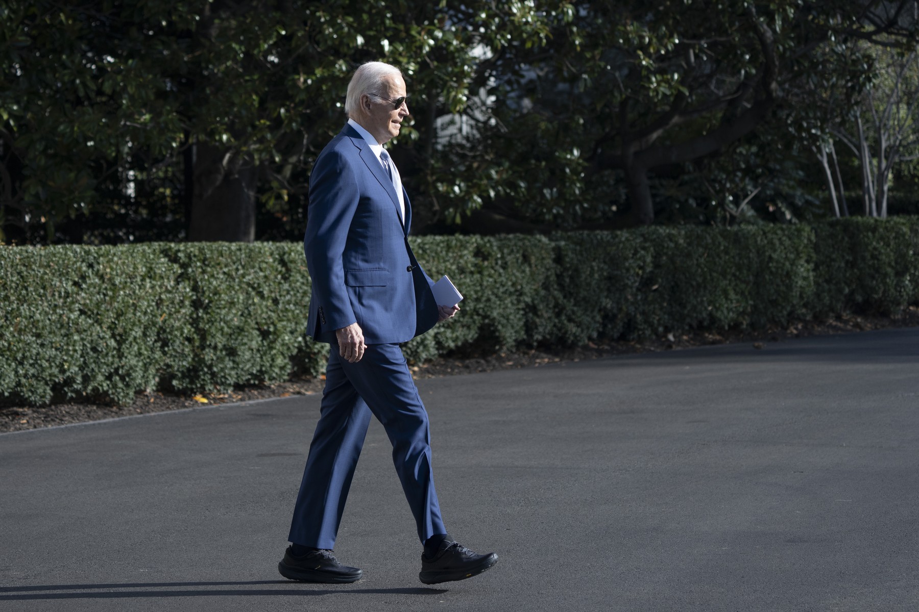 Joe Biden fuge de întrebările jurnaliștilor despre fiul său, inculpat pentru fraudă fiscală