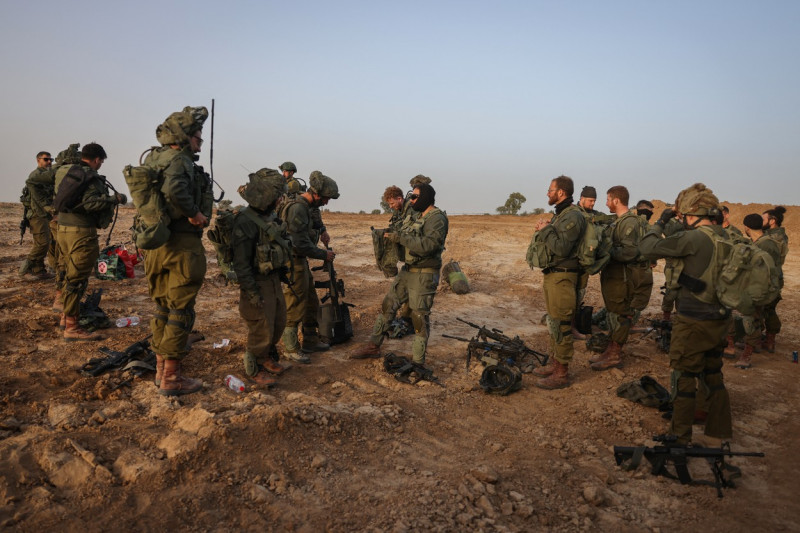 soldati israelieni pe front