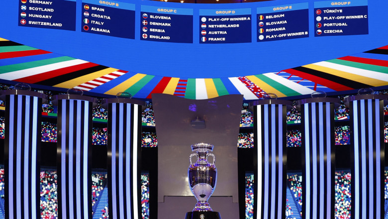 UEFA a deschis o anchetă după ce tragerea la sorți pentru grupele Euro 2024 a fost întreruptă de sunete din filme pentru adulți