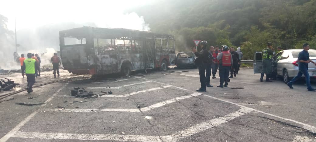 Cel puţin 16 morţi în urma unui carambol pe o autostradă din Venezuela. Un camion a lovit 17 mașini