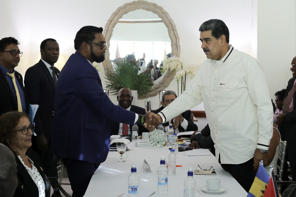 Guyana și Venezuela au convenit să nu folosească forţa şi să nu escaladeze tensiunile privind zona Essequibo