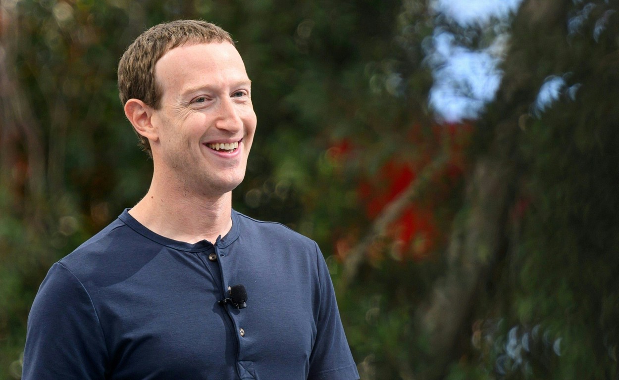 Fondatorul Facebook își construiește o vilă cu buncăr subteran și uși „rezistente la explozie”