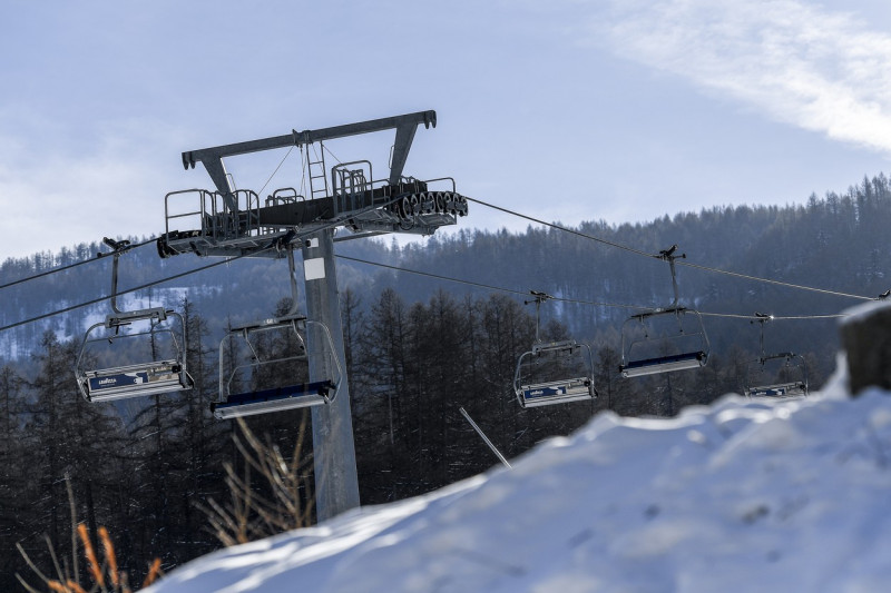 Stop allo sci, impianti sciistici chiusi fino al 5 marzo