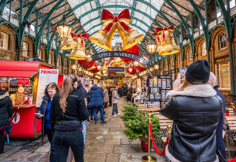 Christmas shoppers London’s West End.