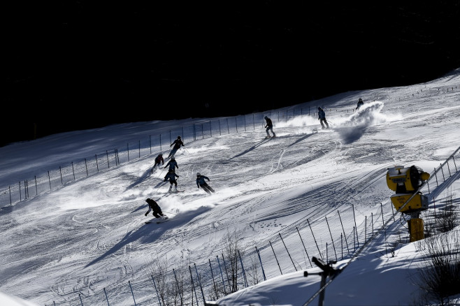 Stop allo sci, impianti sciistici chiusi fino al 5 marzo