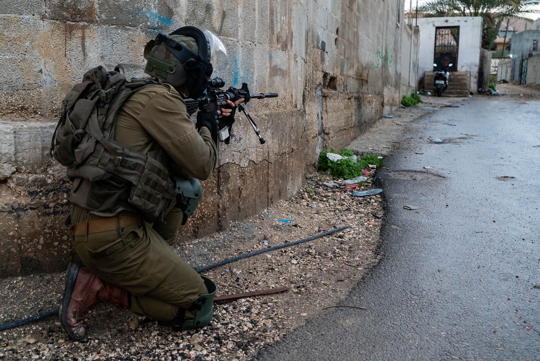 Ostaticii israelieni uciși de propria armată țineau în mână un steag alb. „Ne aflăm într-un fel de ruletă rusească”
