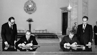 Подписание советско-румынских документов в Бухаресте, 1976 год