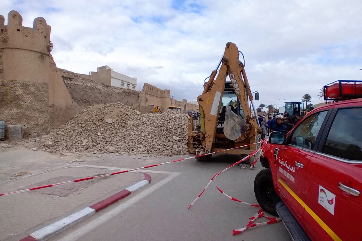 Trei oameni au murit în Tunisia, după ce zidul unui monument istoric s-a prăbușit