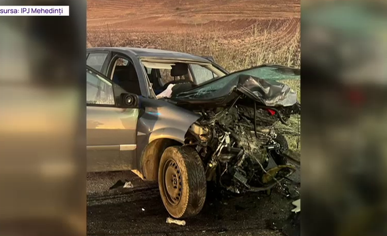 Un șofer a intrat pe contrasens și a lovit în plin o altă mașină, în Mehedinți. Un bărbat a murit