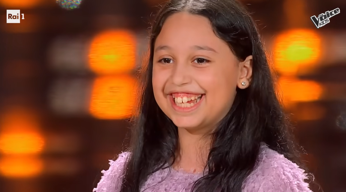 Valentina, o fetiță de 10 ani de origine română, uimește Italia cu vocea ei la „The Voice Kids”. Organizatorii i-au făcut o surpriză