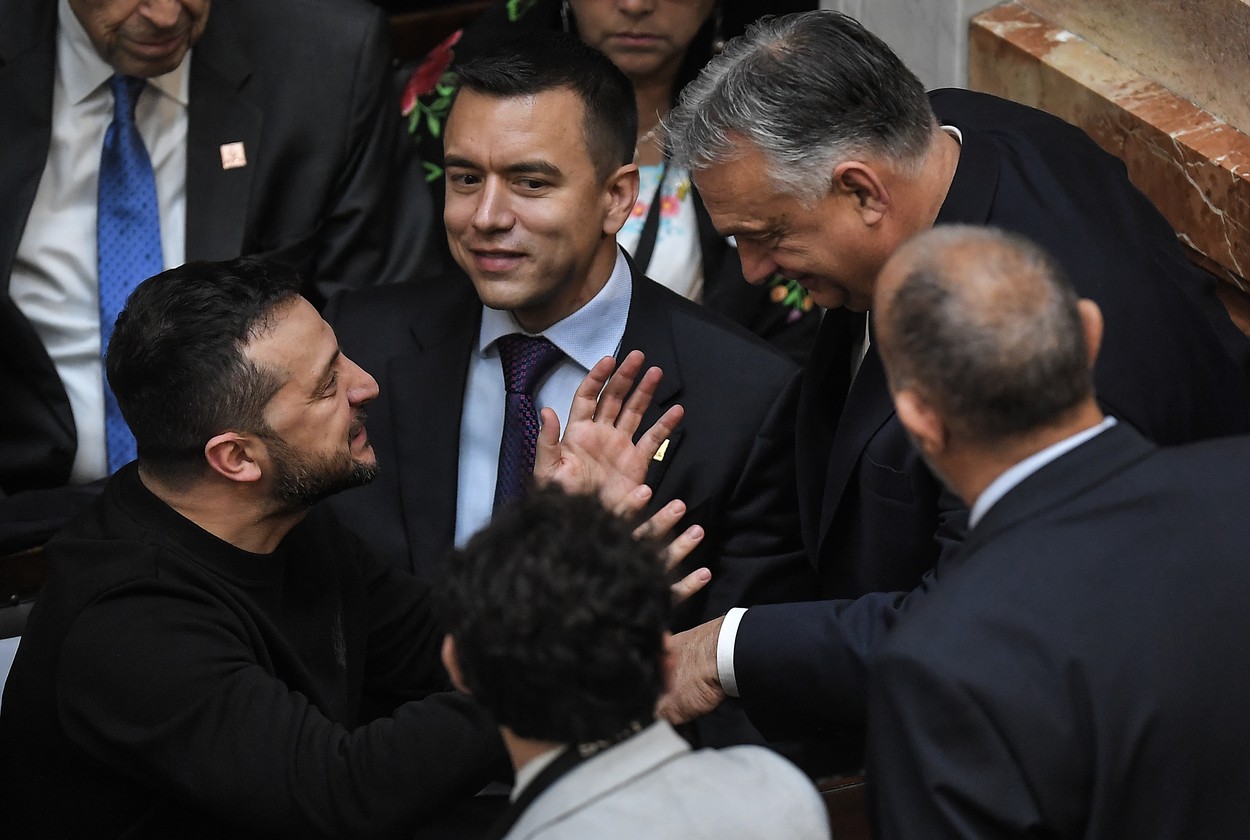 Zelenski spune că a avut o discuţie "sinceră" cu Viktor Orban