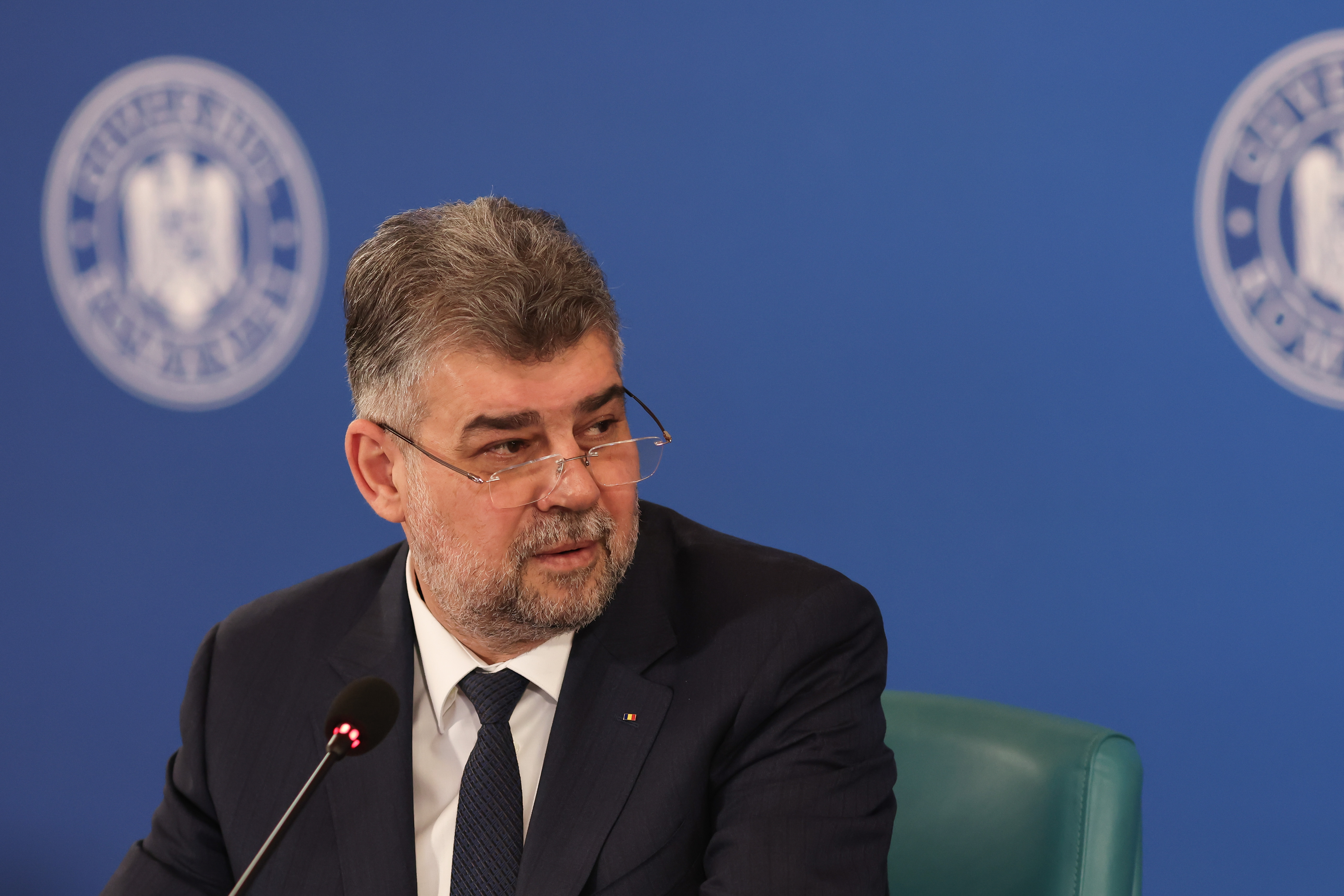 Marcel Ciolacu susține că nu s-a discutat în coaliţie despre creşterea pragului până la care nu se impozitează pensiile