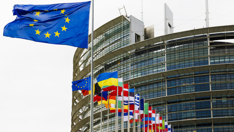 steagurile tărilor din UE în fața Parlamentului European